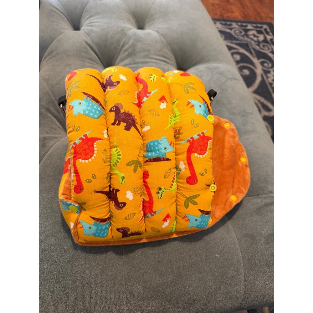 Unbranded Dinosaur Print Small Pet Bonding Pouch  Good Fleece Lined Carrier